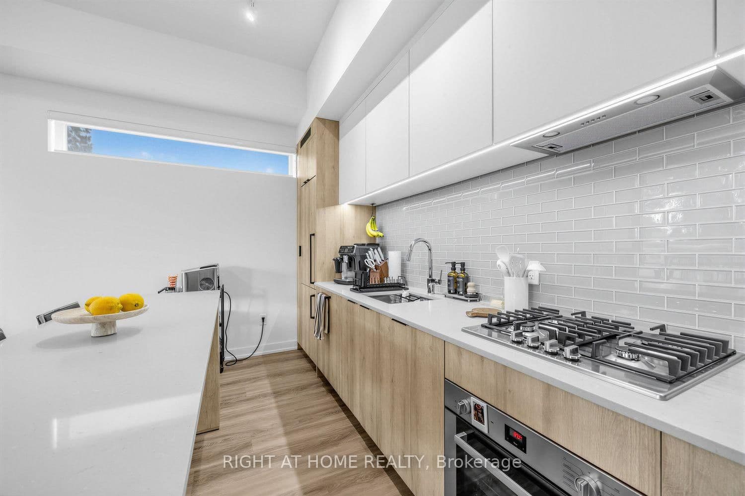722 Marlee Avenue, Unit 206 thumbnail 5