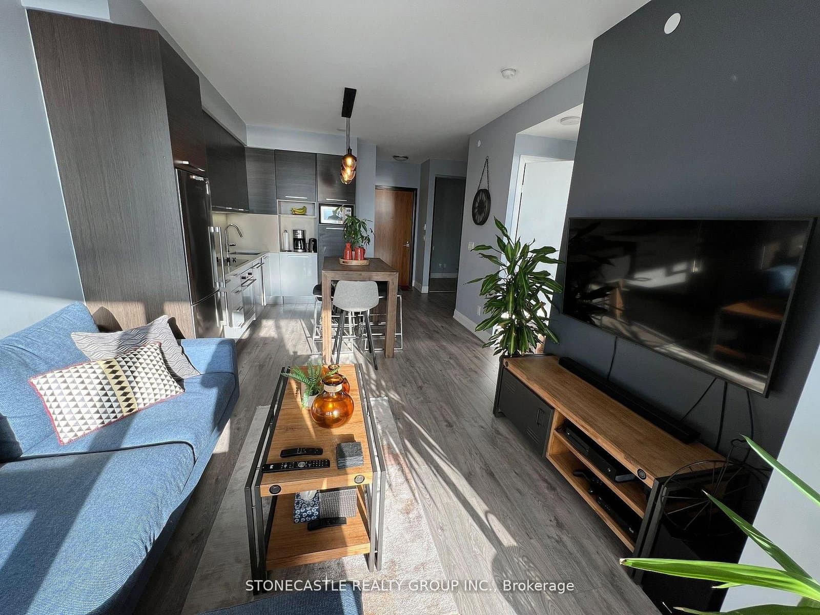 36 Park Lawn Road, Unit 2401 thumbnail 5