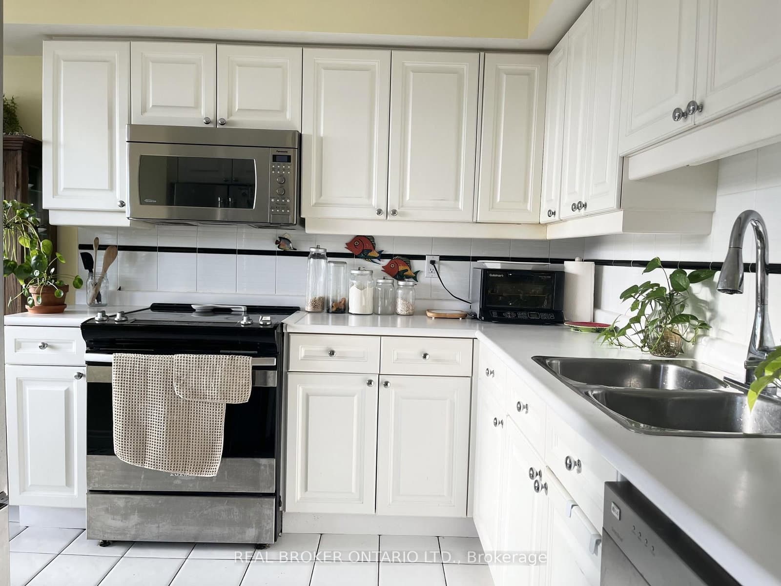 1 Palace Pier Court, Unit 304 thumbnail 10