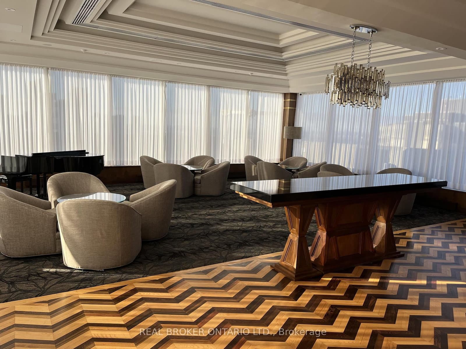 1 Palace Pier Court, Unit 304 thumbnail 26