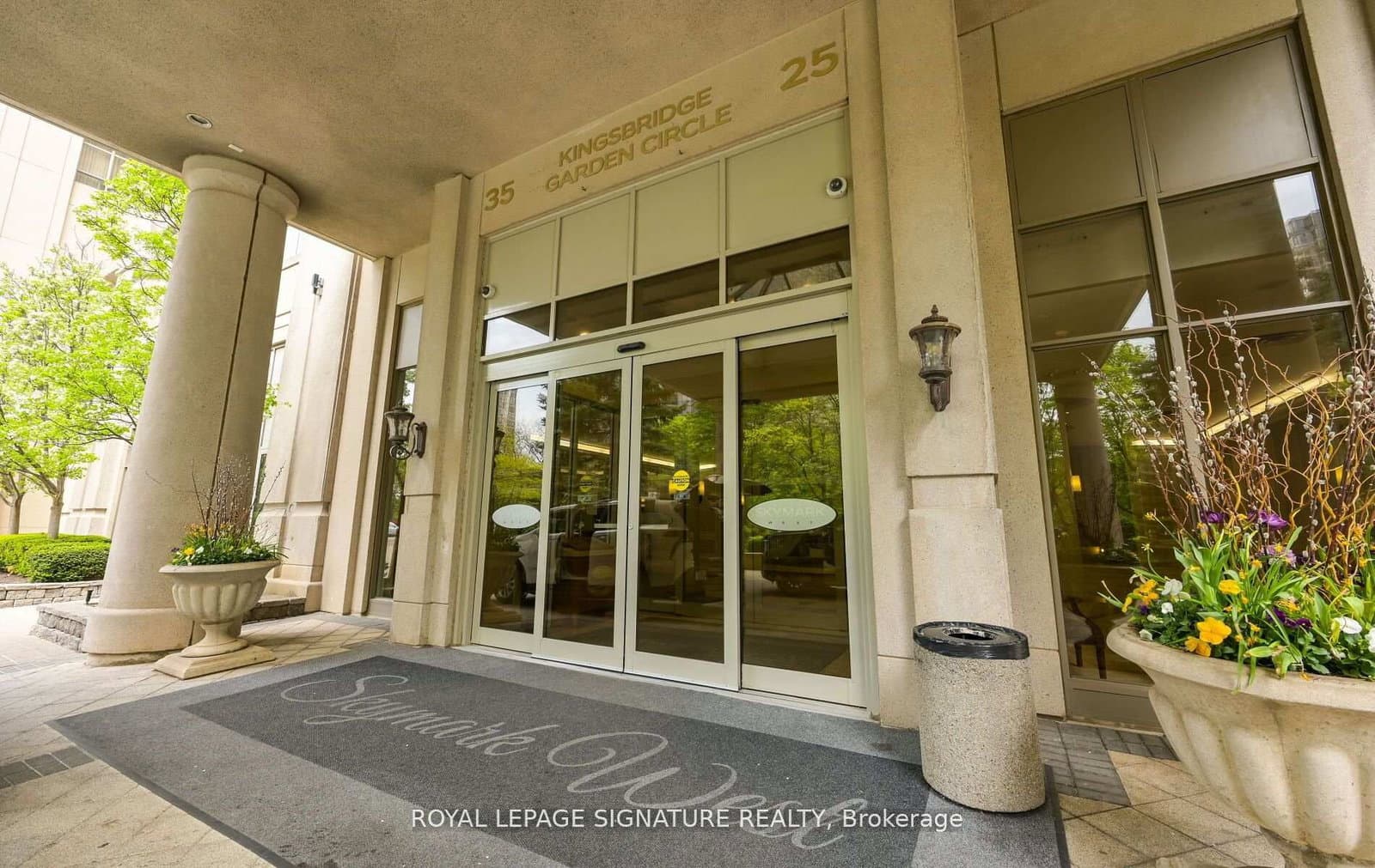 25 Kingsbridge Garden Circle, Unit 1126 thumbnail 3