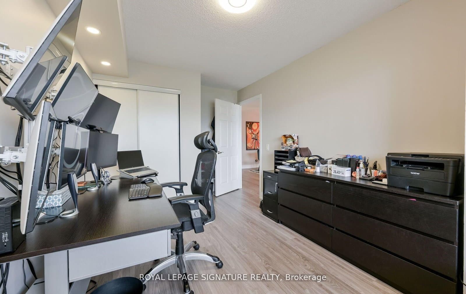 25 Kingsbridge Garden Circle, Unit 1126 thumbnail 35