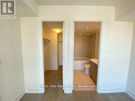 5 Mabelle Avenue, Unit 1935 thumbnail 11