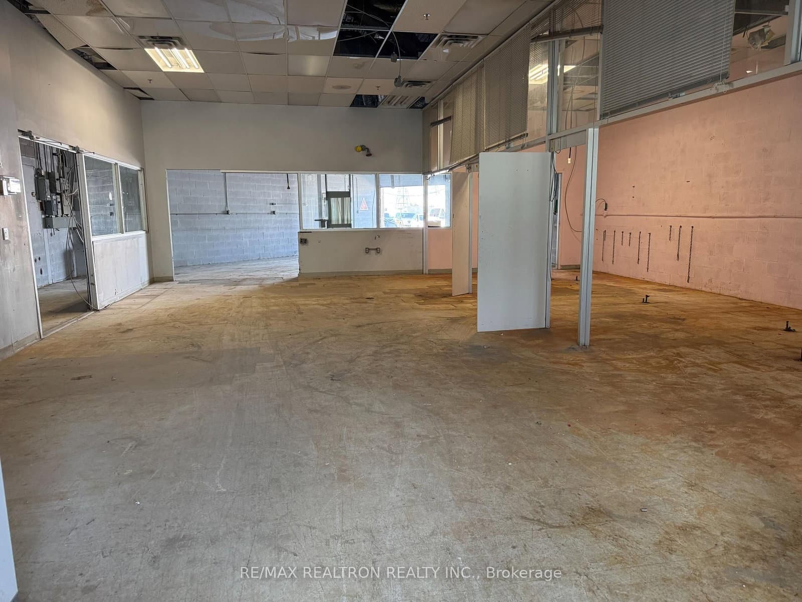 1270 Finch Avenue W, Unit 3 thumbnail 12