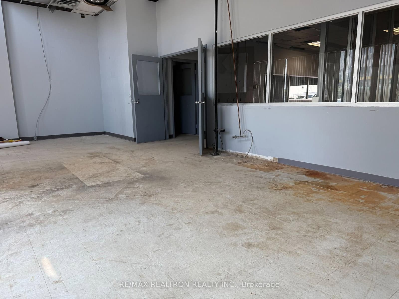 1270 Finch Avenue W, Unit 3 thumbnail 7