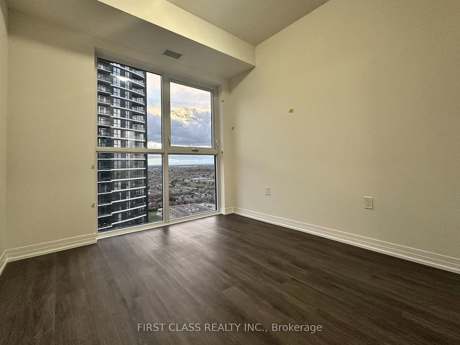 15 Watergarden Drive, Unit 2306 thumbnail 8