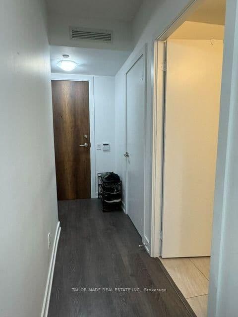 251 Manitoba Street, Unit 312 thumbnail 16