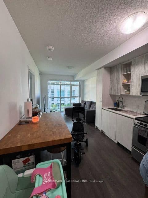 251 Manitoba Street, Unit 312 thumbnail 5