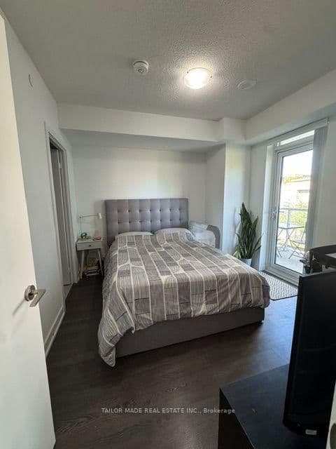 251 Manitoba Street, Unit 312 thumbnail 8