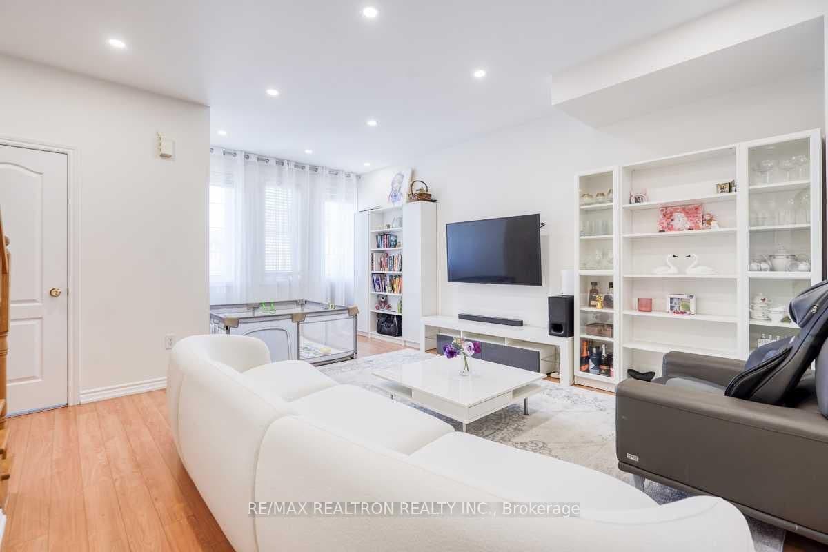 15 Sprucewood Road thumbnail 8