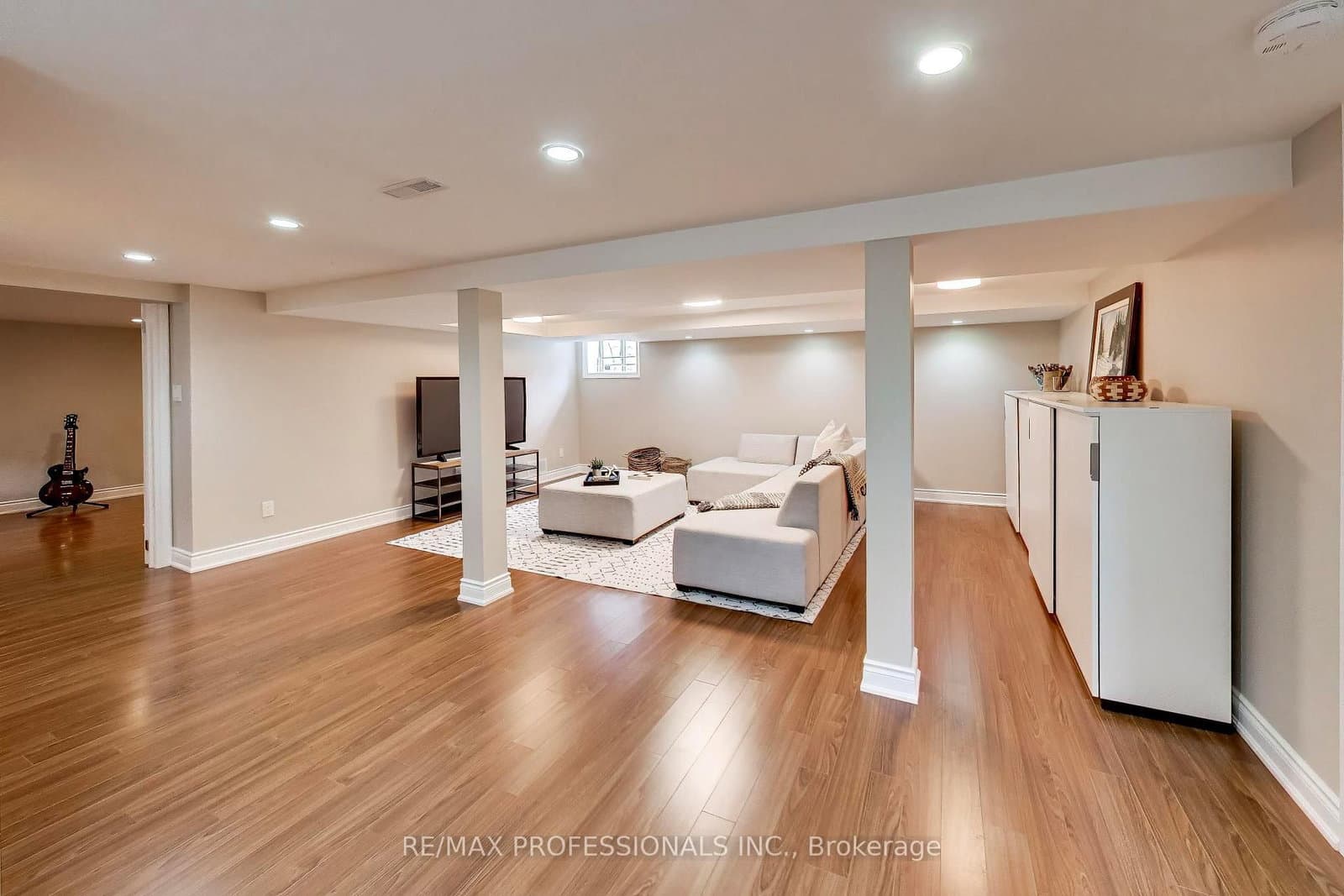 24 Beaverbrook Avenue thumbnail 22