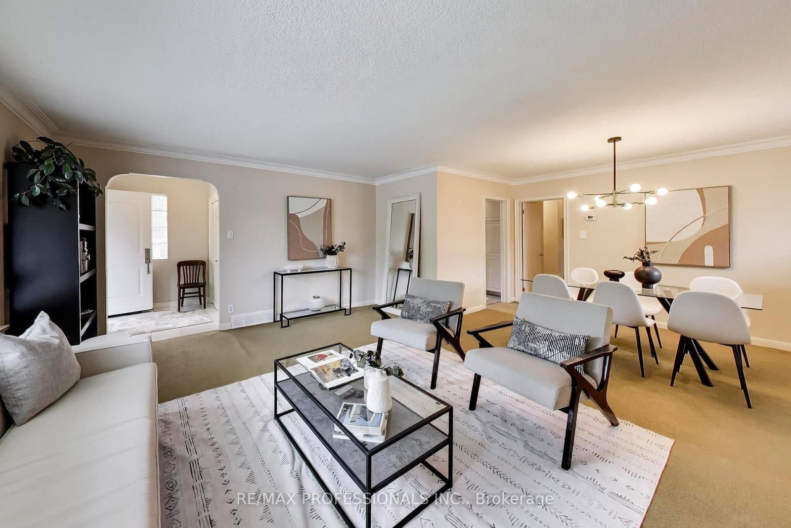 24 Beaverbrook Avenue thumbnail 8