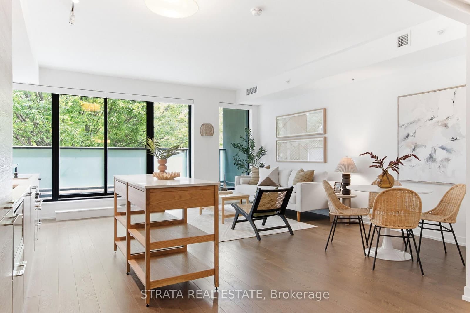 #302 - 530 Indian Grove