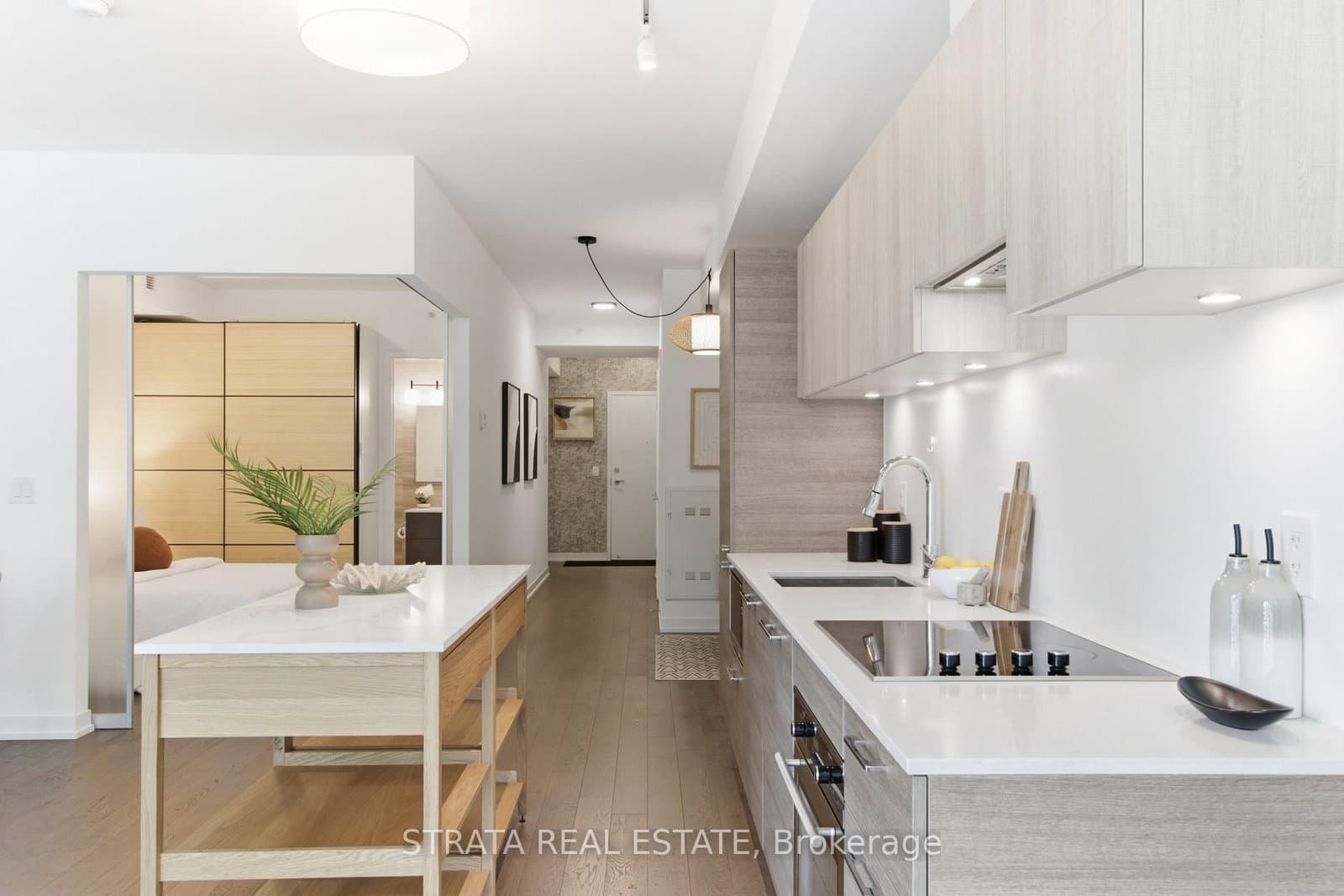 530 Indian Grove, Unit 302 thumbnail 12