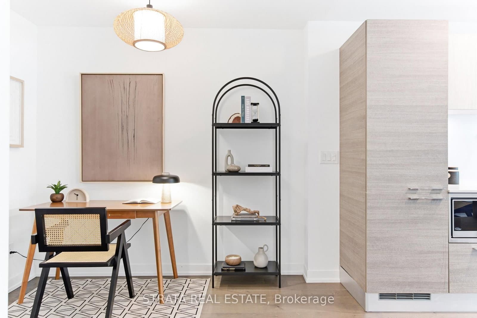 530 Indian Grove, Unit 302 thumbnail 15