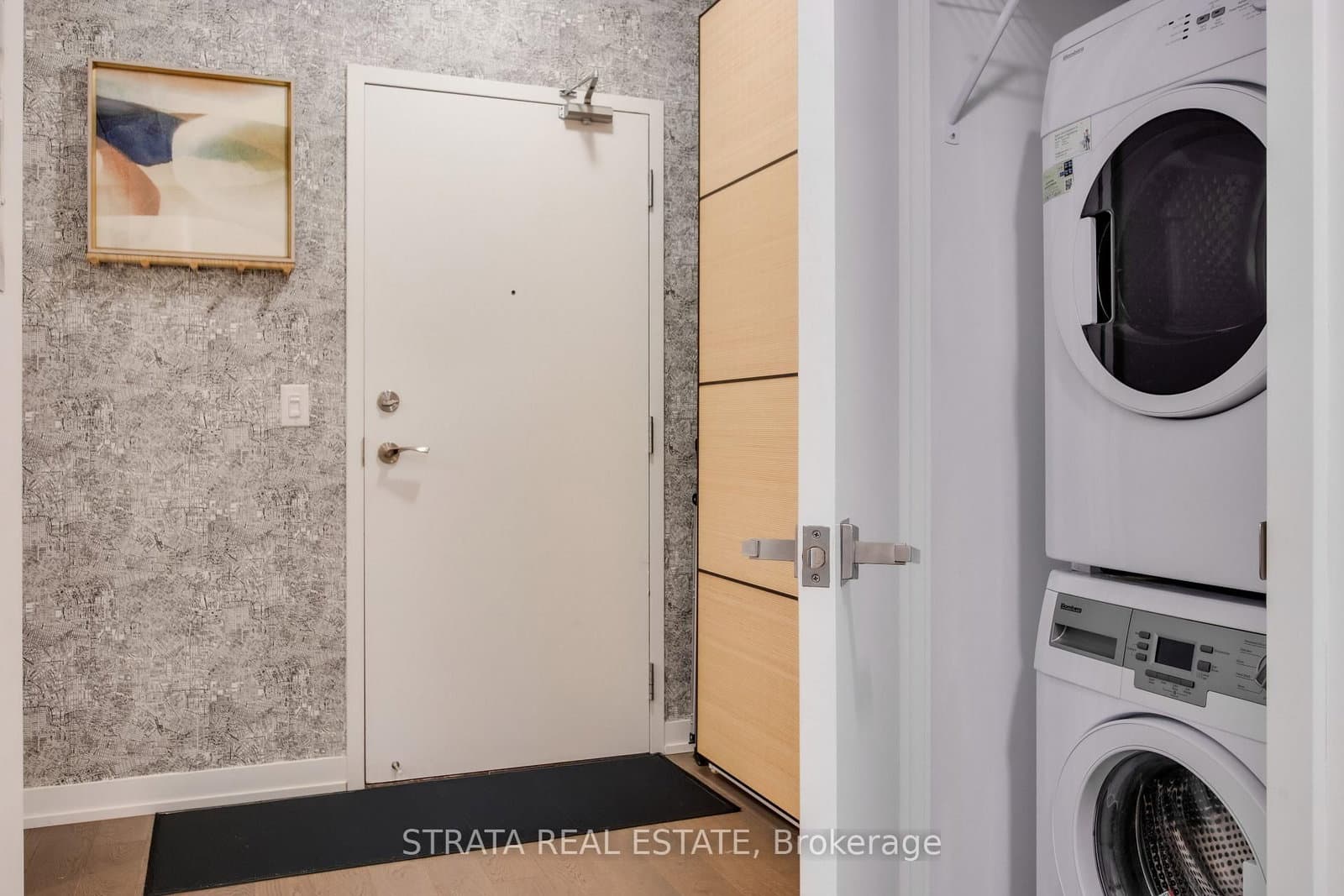 530 Indian Grove, Unit 302 thumbnail 24