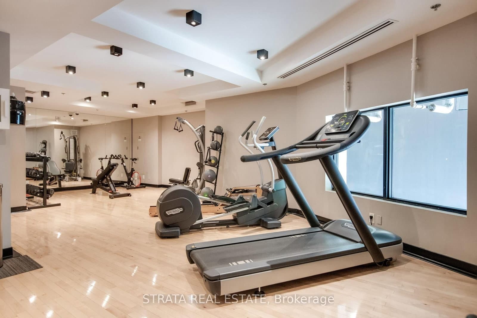530 Indian Grove, Unit 302 thumbnail 35