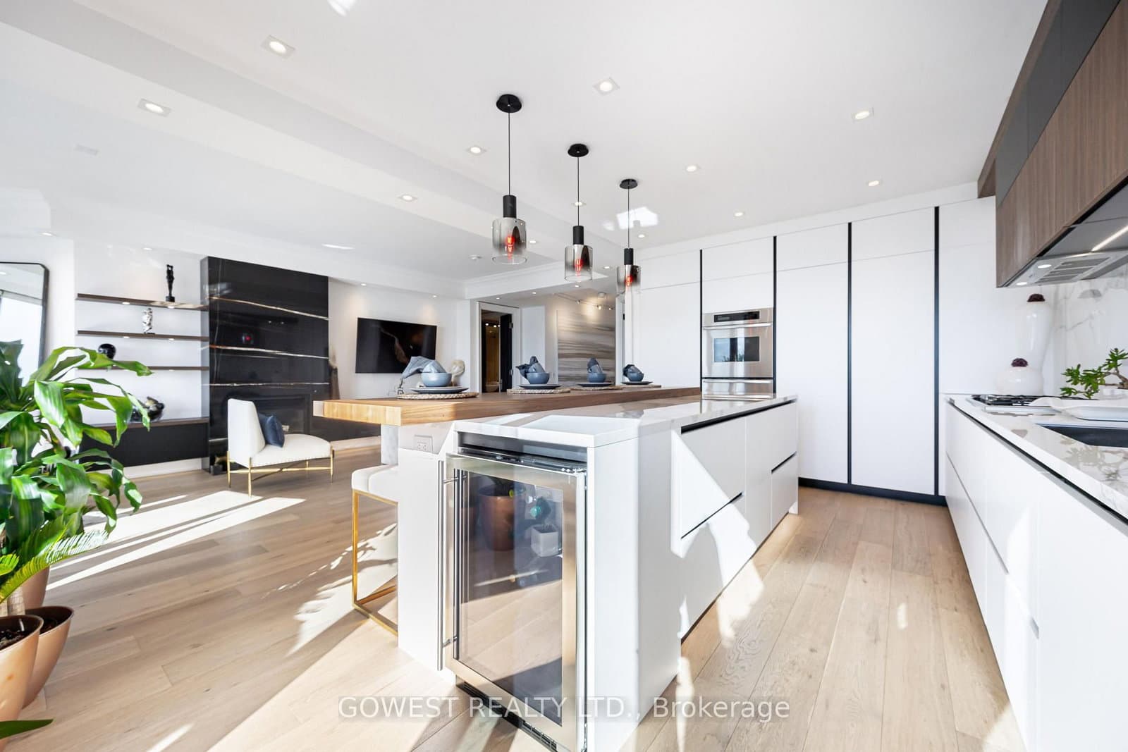 2095 Lake Shore Boulevard W, Unit 318 thumbnail 28