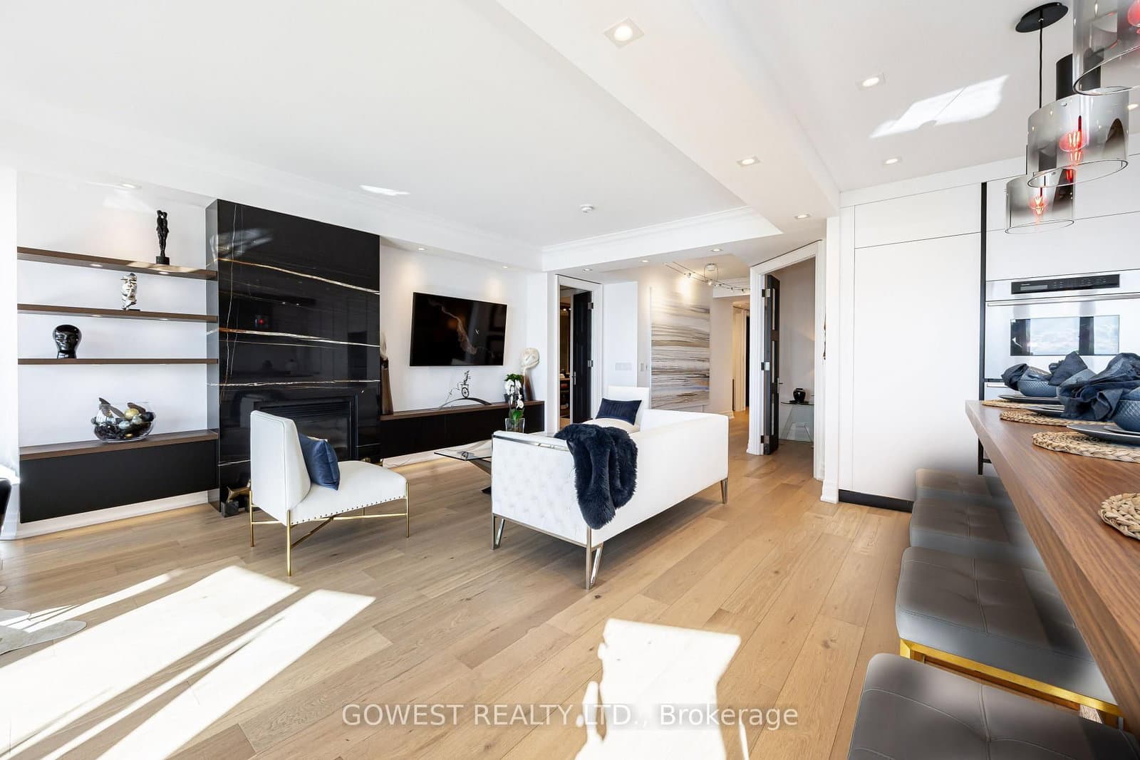 2095 Lake Shore Boulevard W, Unit 318 thumbnail 34