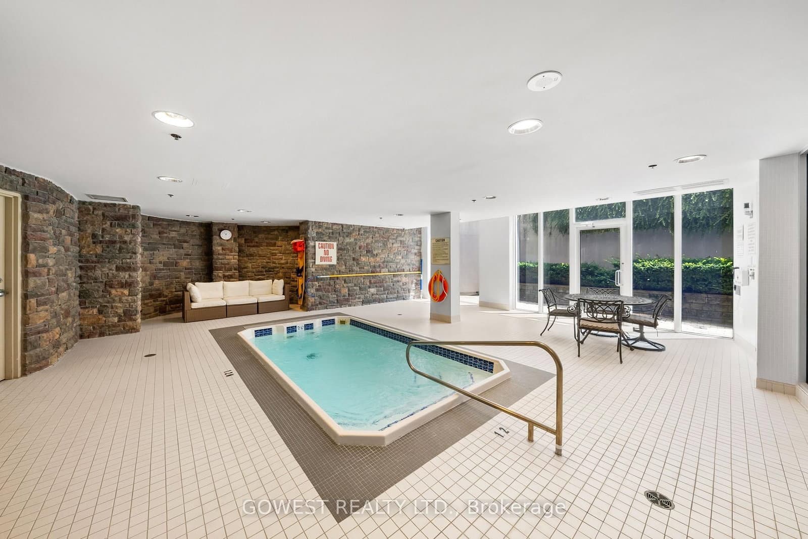 2095 Lake Shore Boulevard W, Unit 318 thumbnail 49