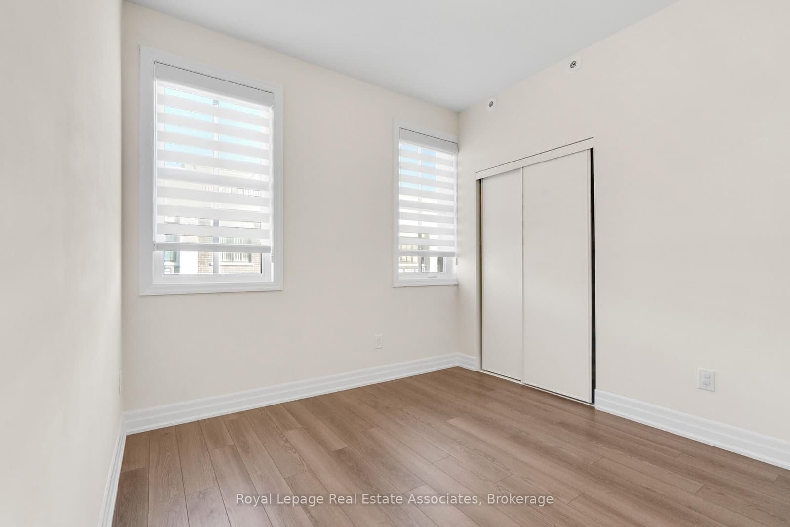 657 Cricklewood Drive, Unit 511 thumbnail 27