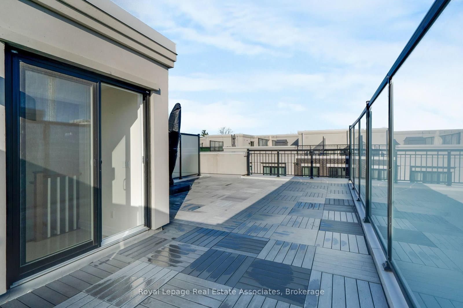 657 Cricklewood Drive, Unit 511 thumbnail 36