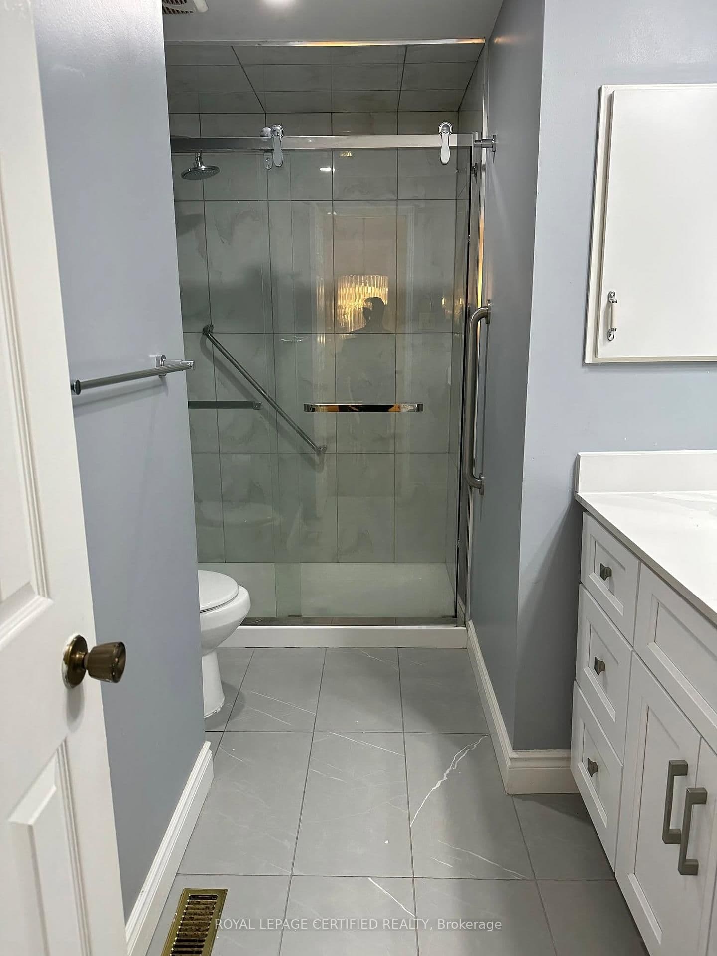 210 Ecclestone Drive, Unit Main thumbnail 19