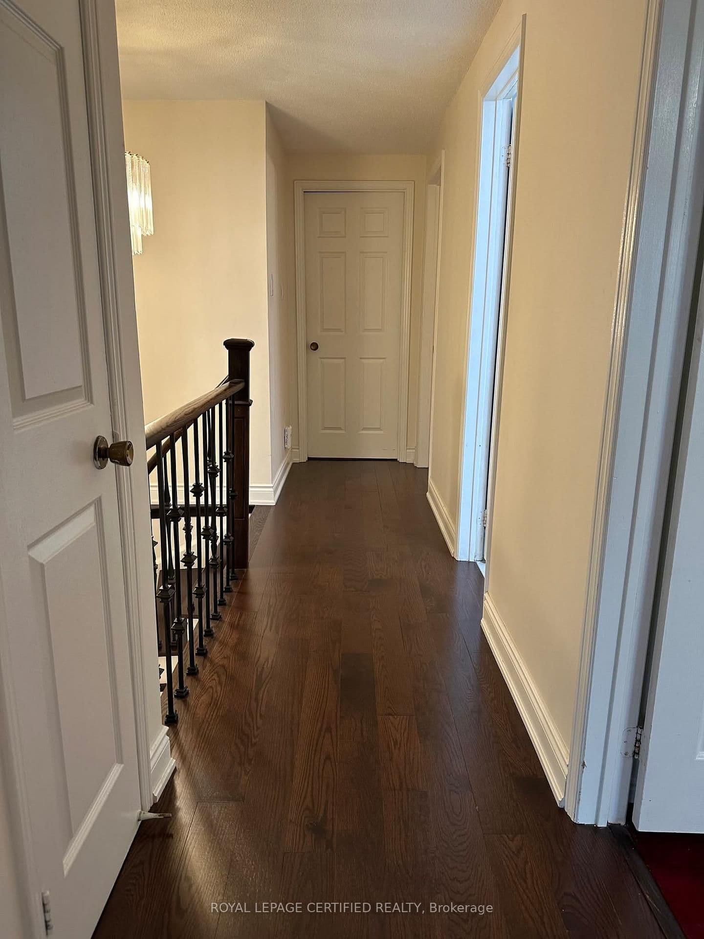 210 Ecclestone Drive, Unit Main thumbnail 8