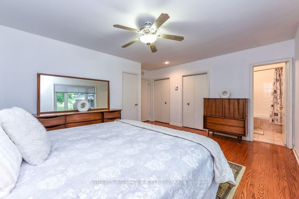 31 Queensborough Crescent thumbnail 26