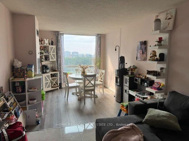 3 Hickory Tree Road, Unit #1402 thumbnail 14