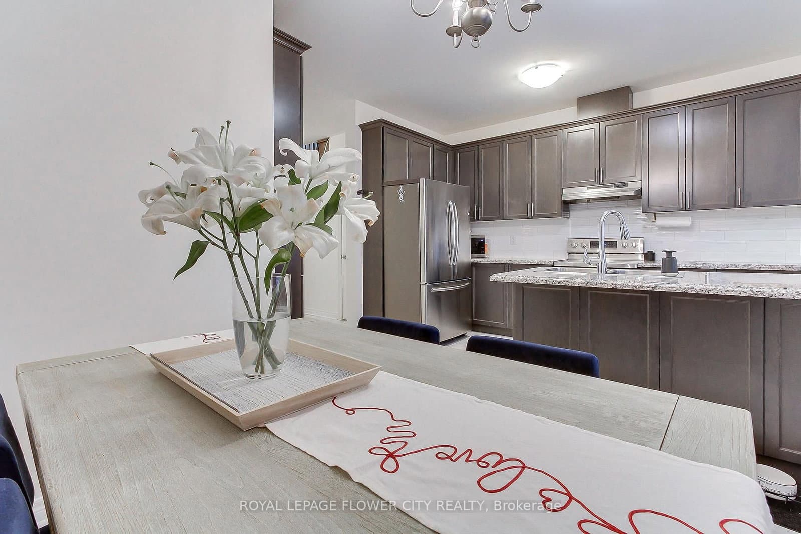 101 Huguenot Road thumbnail 7