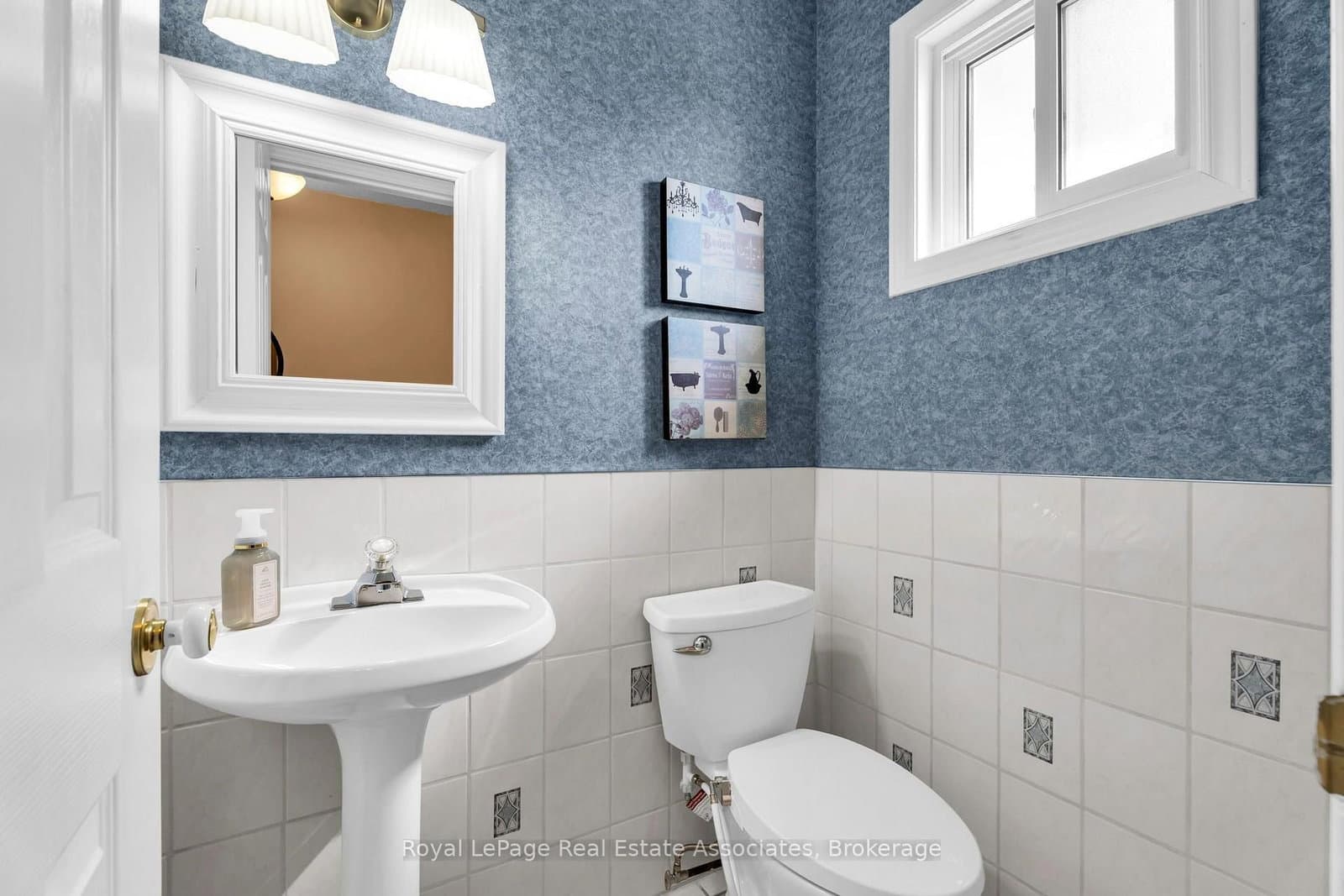 9 Windwood Drive thumbnail 17