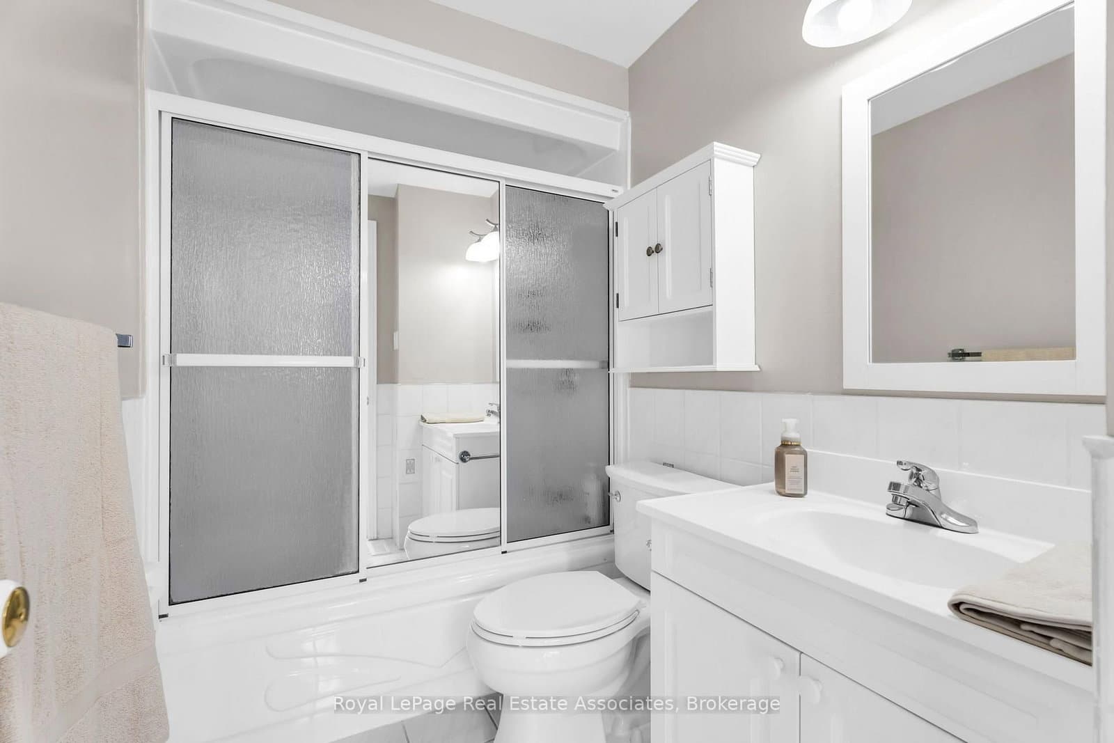 9 Windwood Drive thumbnail 32