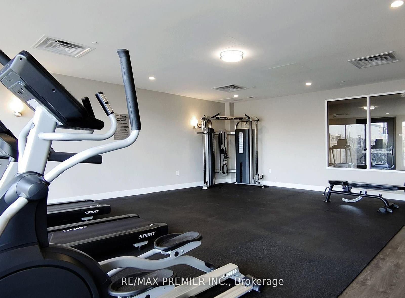 716 Main Street E, Unit 905 thumbnail 16