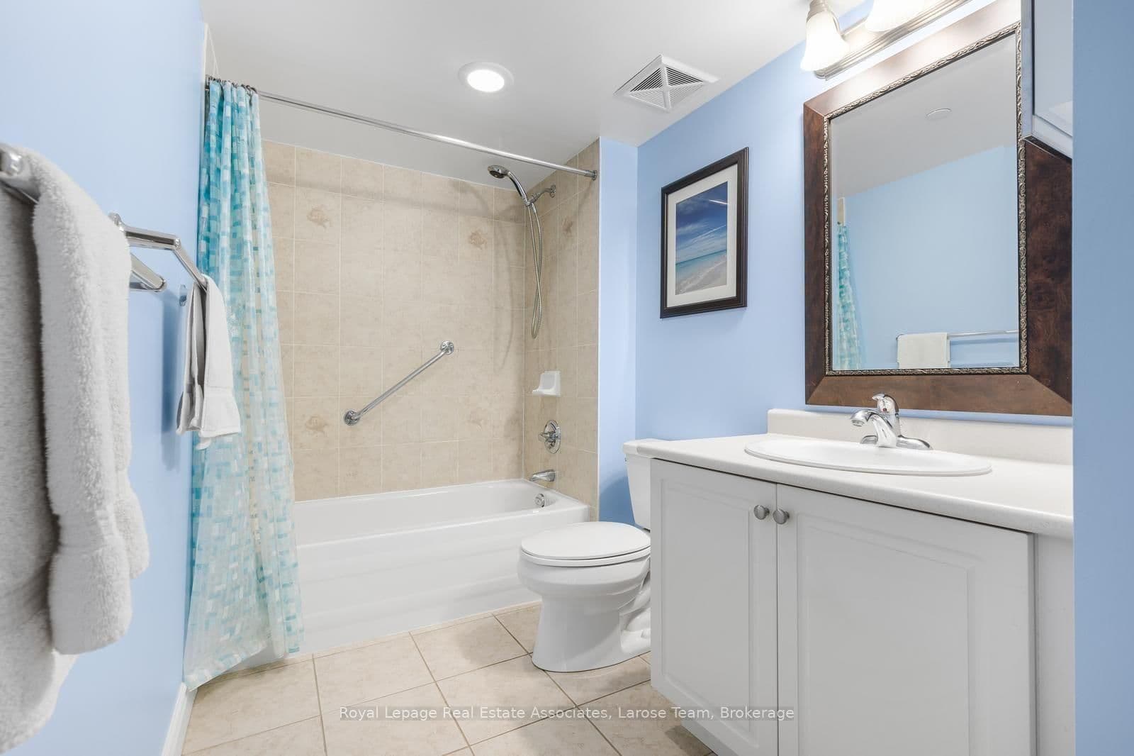 3 Marine Parade Drive, Unit 2101 thumbnail 16