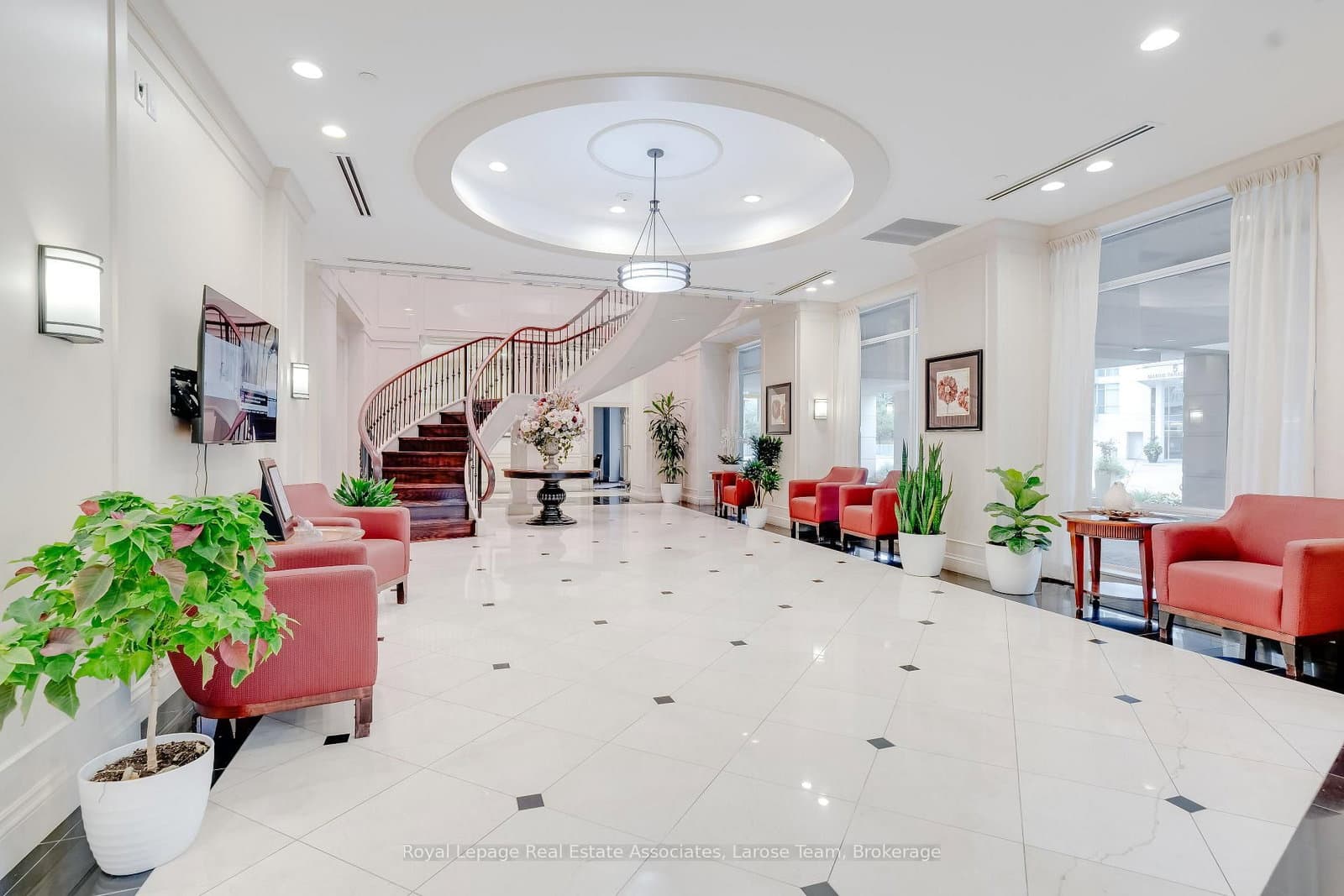 3 Marine Parade Drive, Unit 2101 thumbnail 24