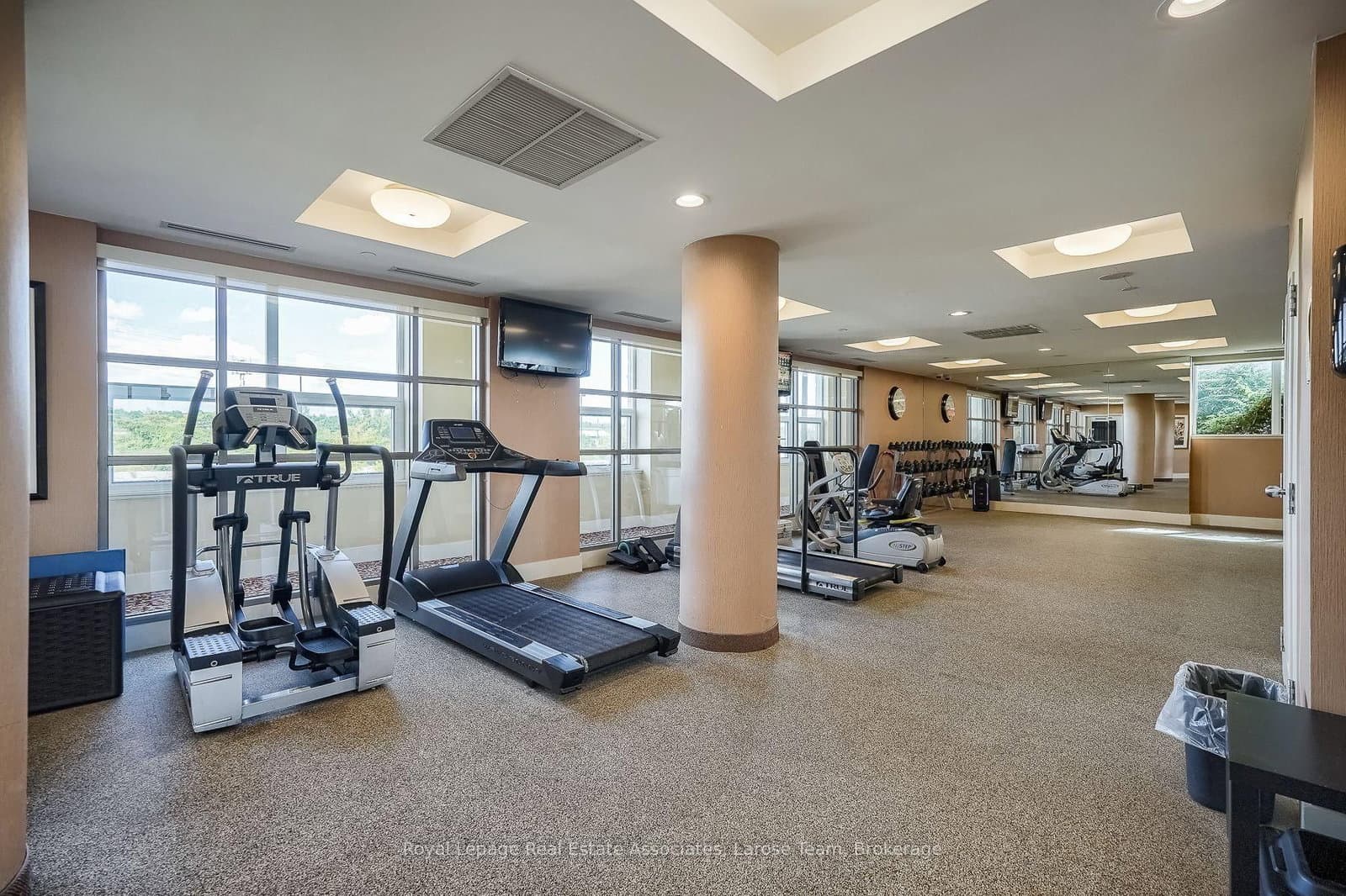 3 Marine Parade Drive, Unit 2101 thumbnail 30