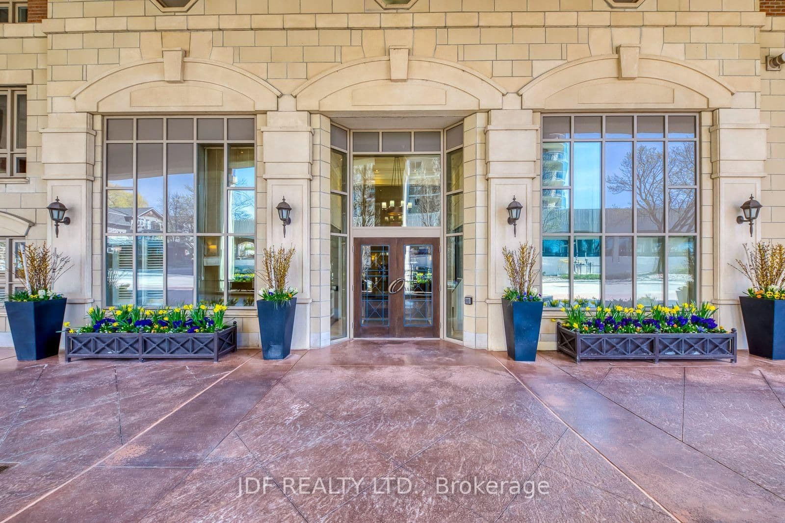 111 Forsythe Street, Unit 402