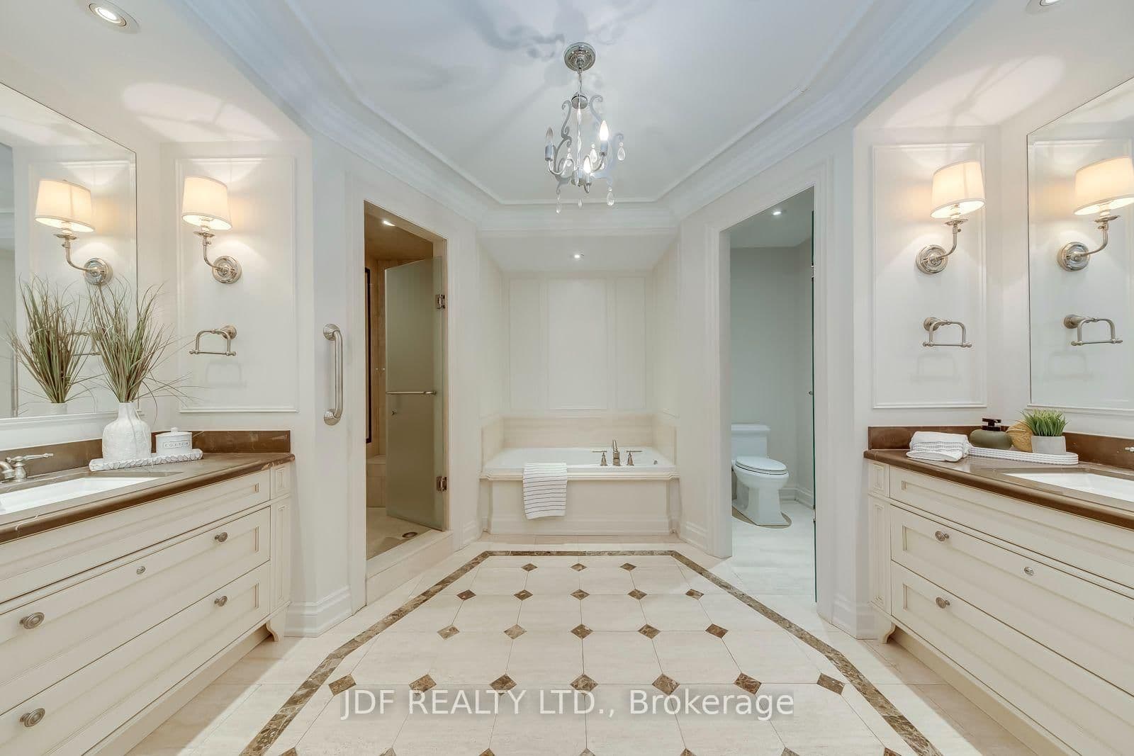 111 Forsythe Street, Unit 402 thumbnail 18