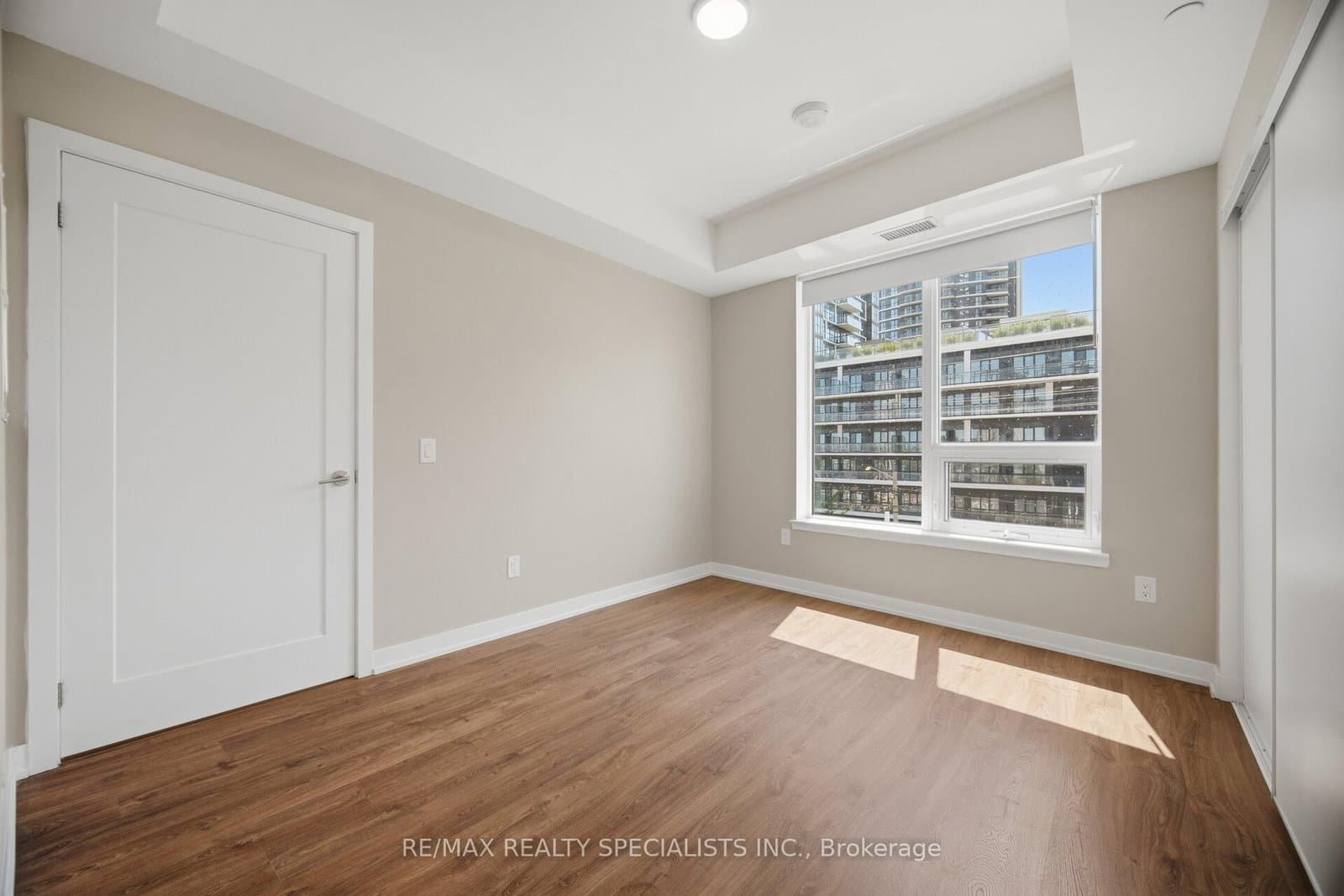 5105 Hurontario Street, Unit 308 thumbnail 14