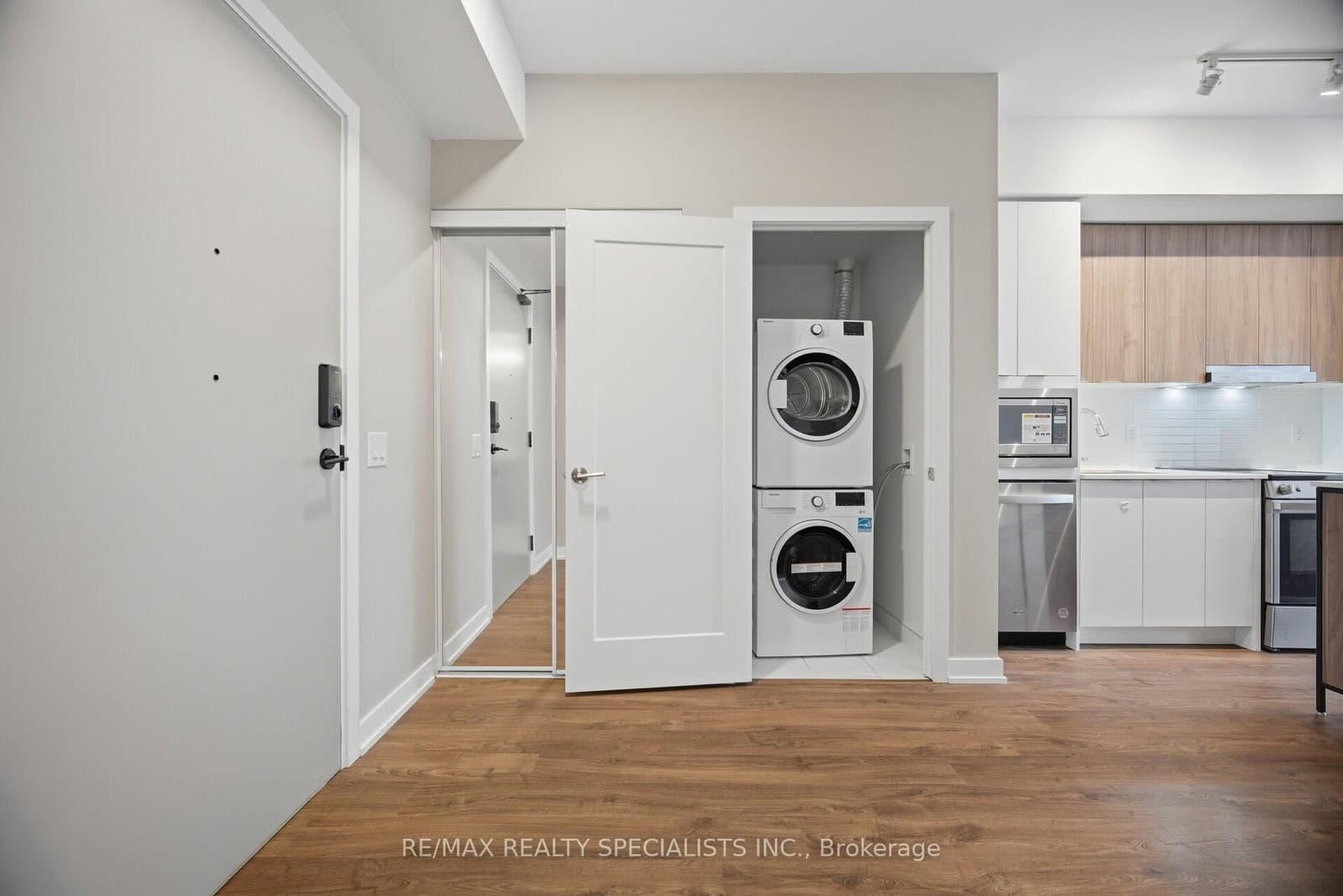 5105 Hurontario Street, Unit 308 thumbnail 22