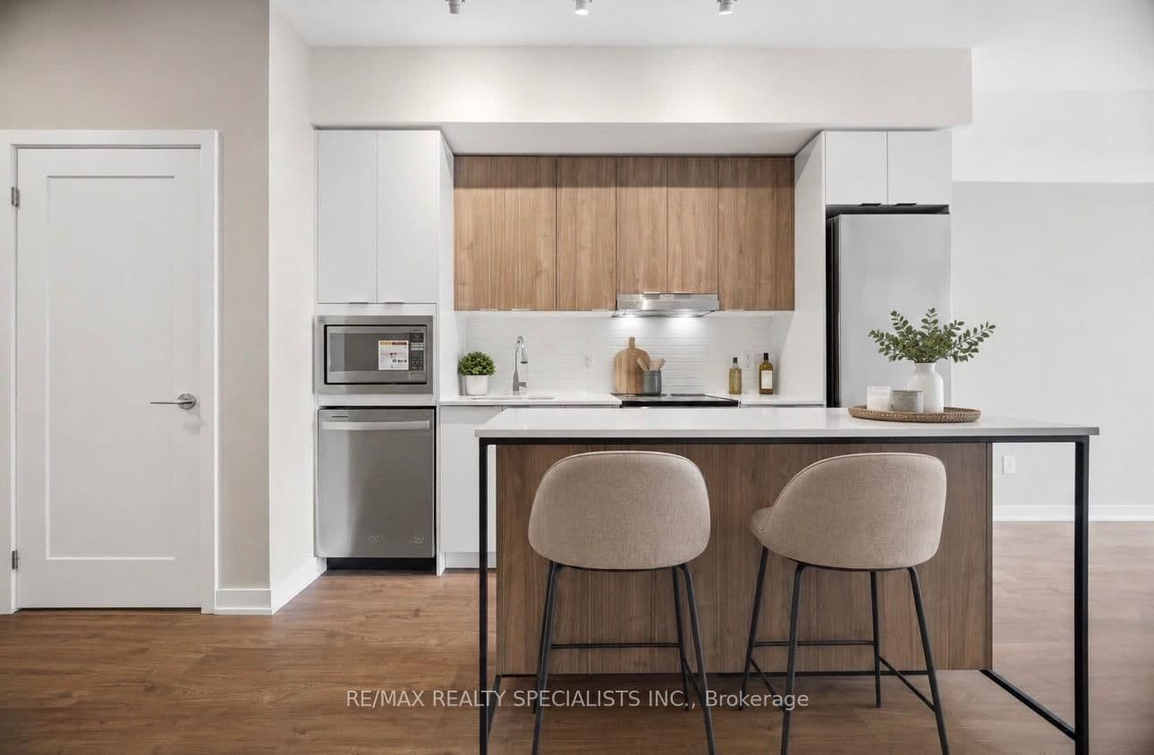 5105 Hurontario Street, Unit 308 thumbnail 6