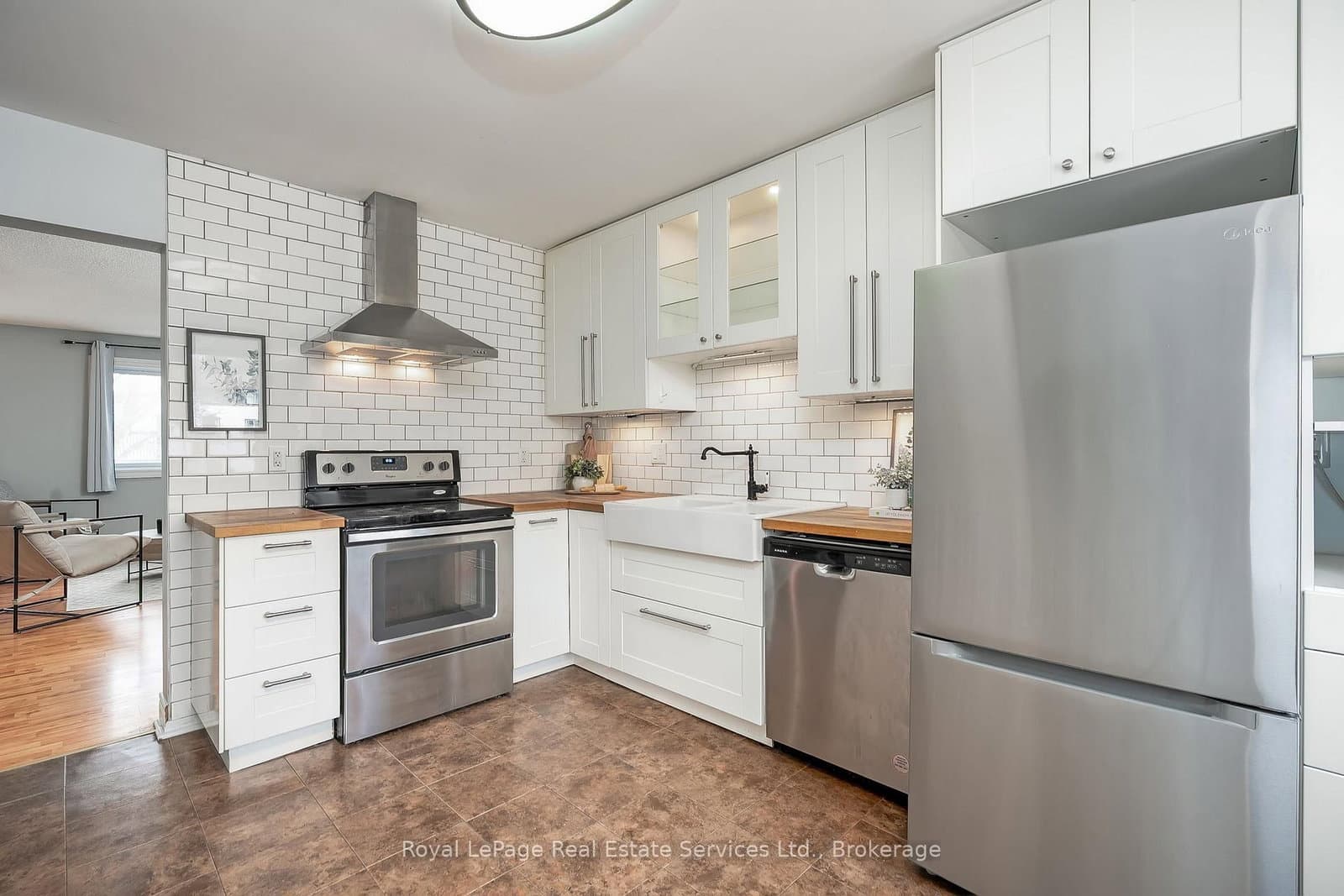 2651 Aquitaine Avenue, Unit 24 thumbnail 11