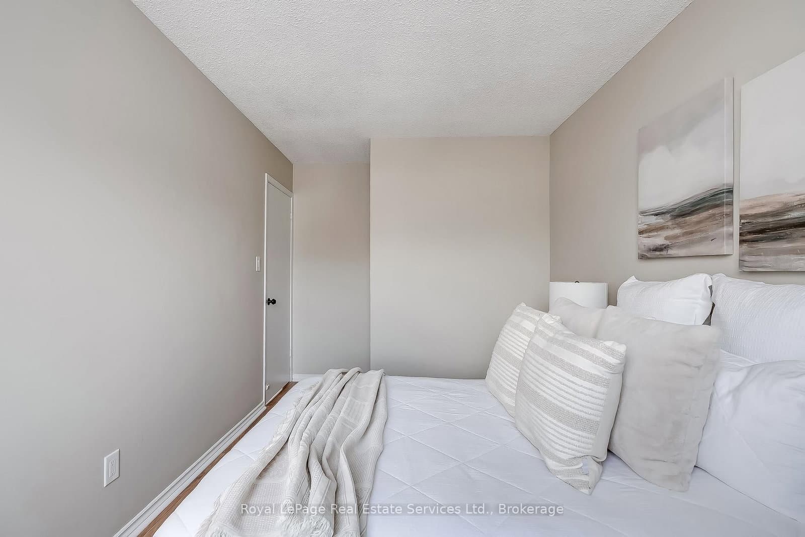 2651 Aquitaine Avenue, Unit 24 thumbnail 20