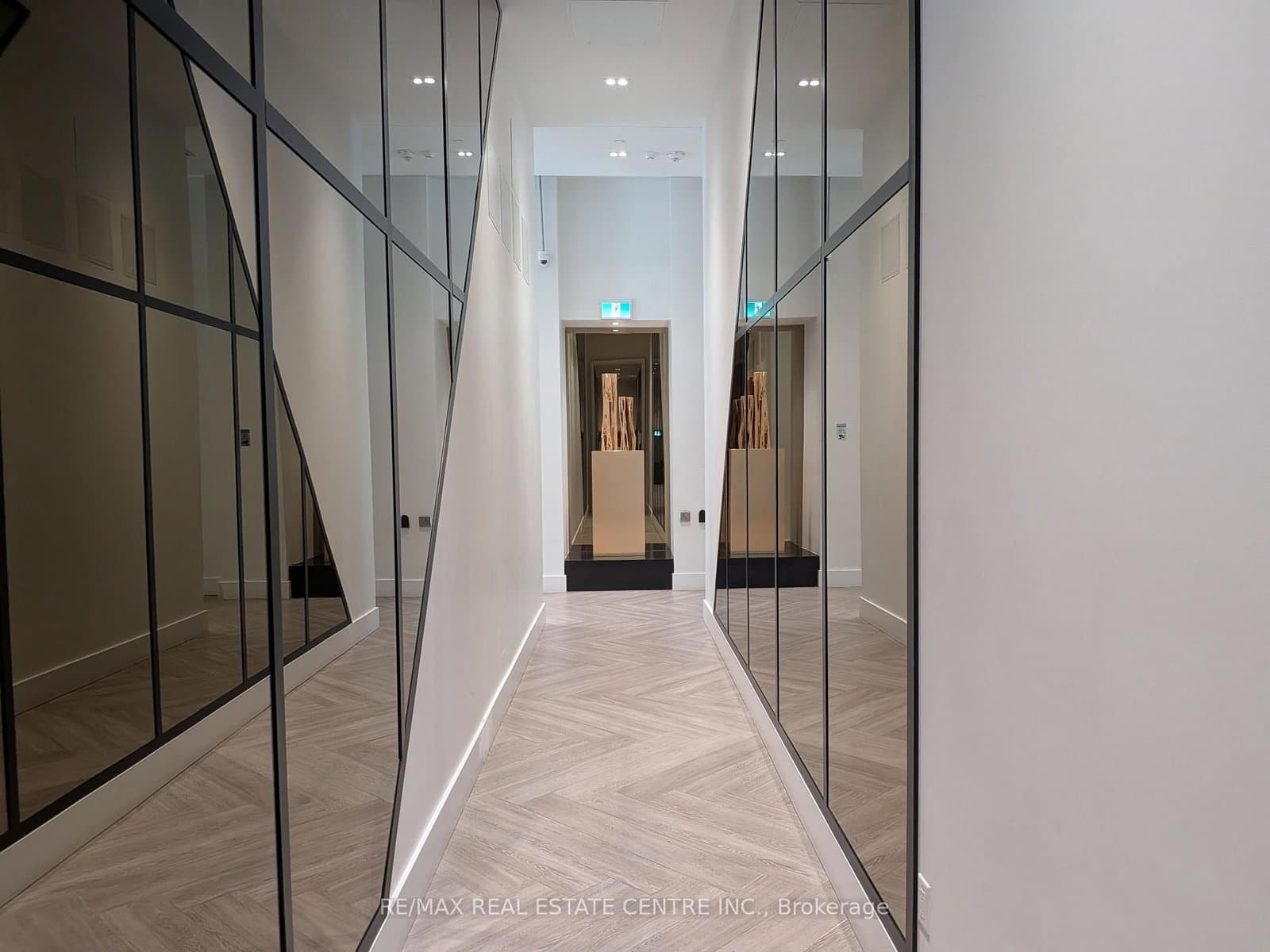 2450 Old Bronte Road, Unit 417 thumbnail 19