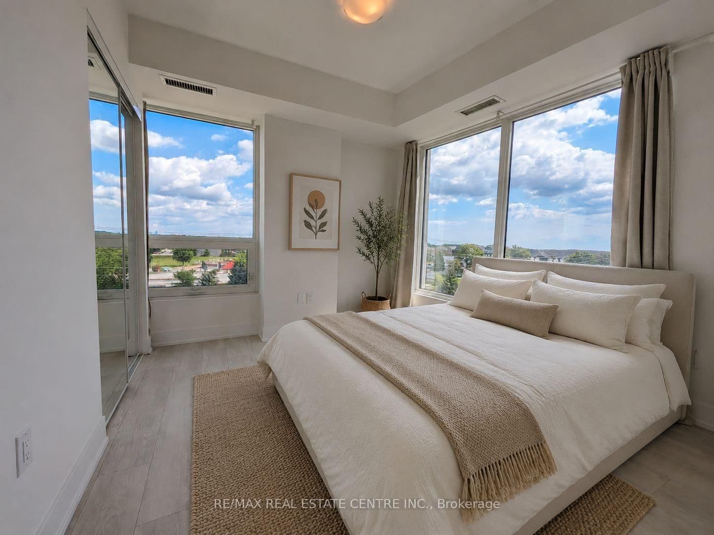 2450 Old Bronte Road, Unit 417 thumbnail 7