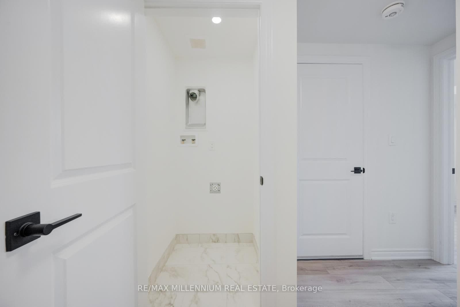 50 Thornbird Crescent, Unit MAIN thumbnail 32