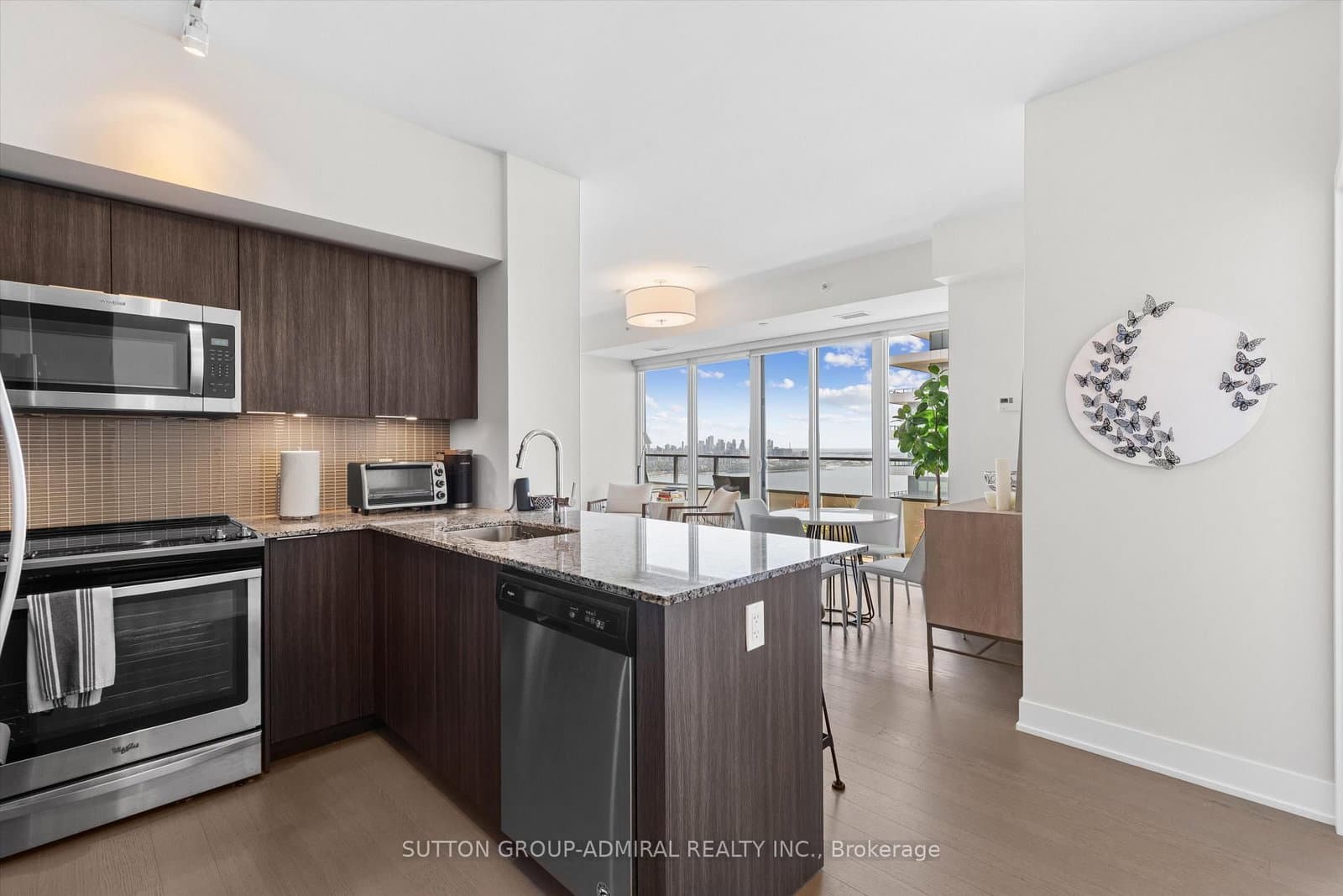 30 Shore Breeze Drive, Unit 4908 thumbnail 11