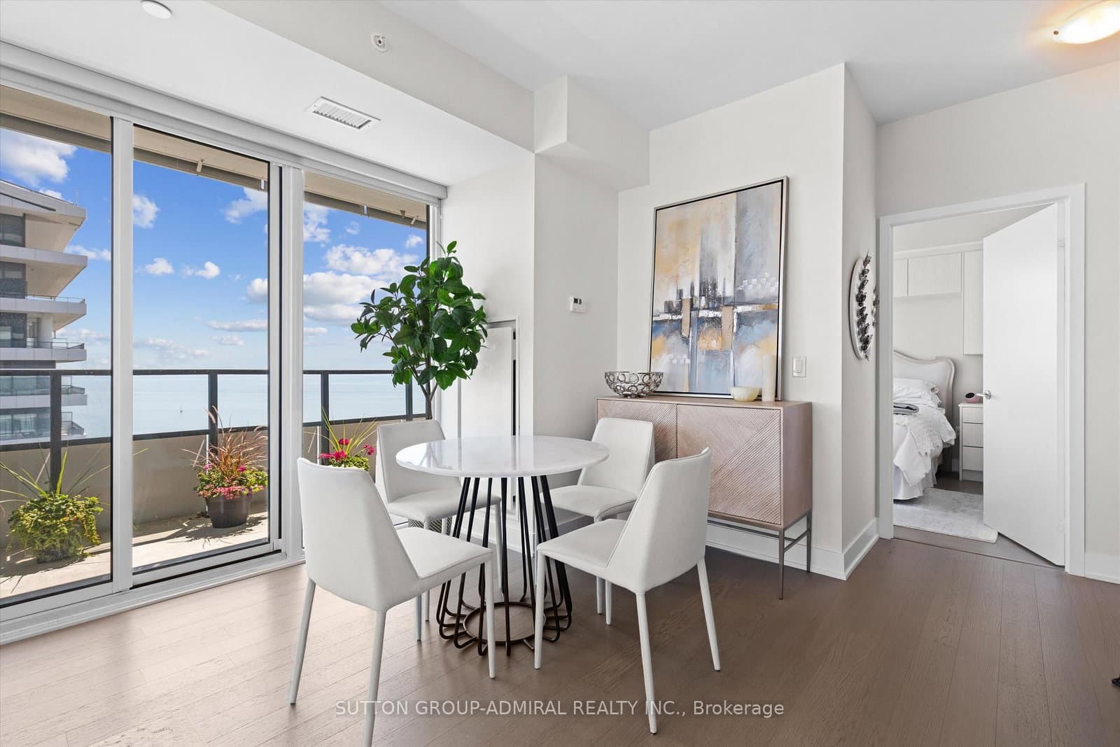 30 Shore Breeze Drive, Unit 4908 thumbnail 14