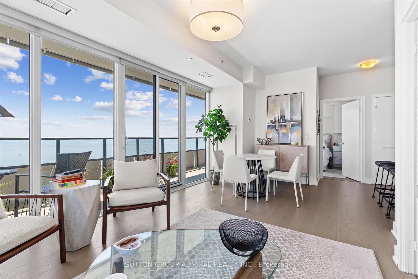 30 Shore Breeze Drive, Unit 4908 thumbnail 15